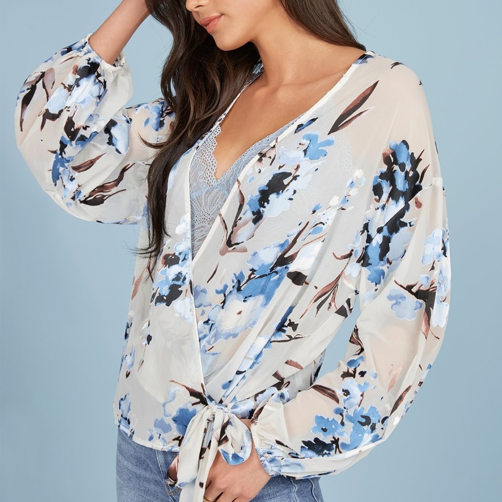 Willow and Clay Sade Floral Wrap Blouse Kimono, XS, NWT